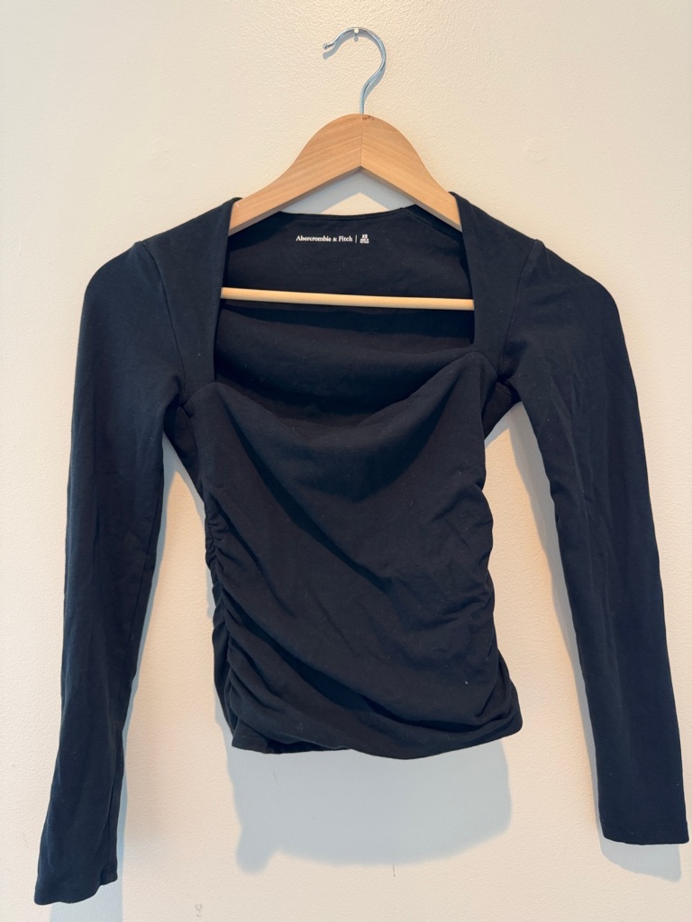 Abercrombie & Fitch Black Long-Sleeve Ruched Square-Neck Top